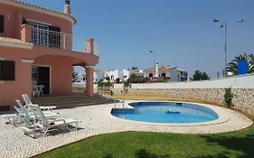 Saraiva'S Guest House