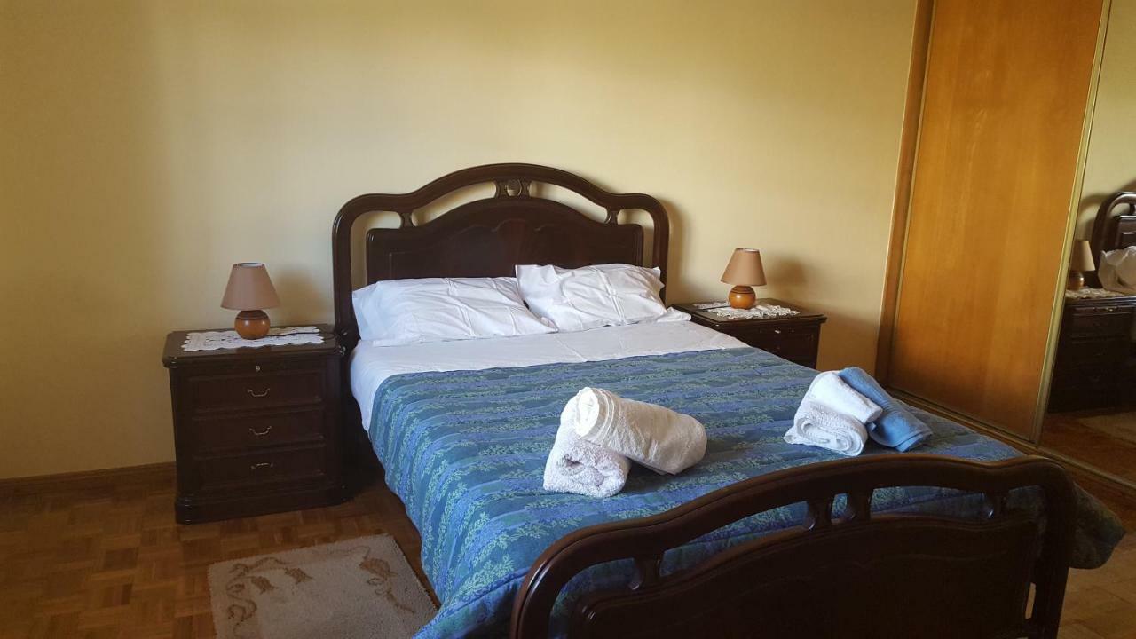 Saraiva'S Guest House Lagos Esterno foto