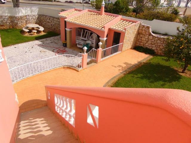 Saraiva'S Guest House Lagos Esterno foto